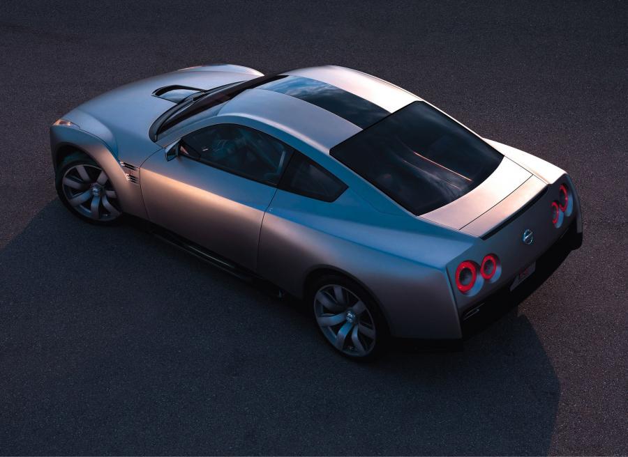  Nissan GT-R Concept 2002 года  (фото 11 из 13)